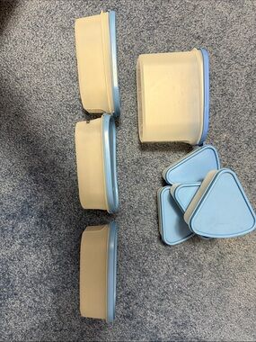 Set of Food Storage Containers with Light Blue Lids